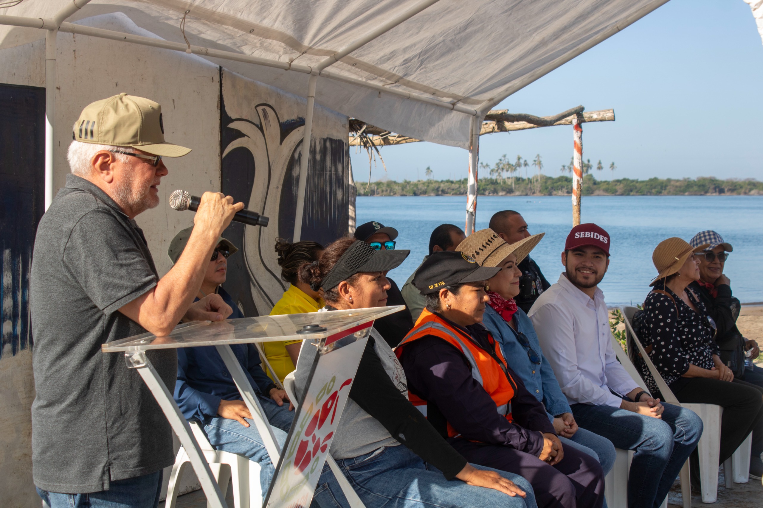 Escuinapa se una a la Campaña Estatal “Sinaloa Limpia tu Playa”
